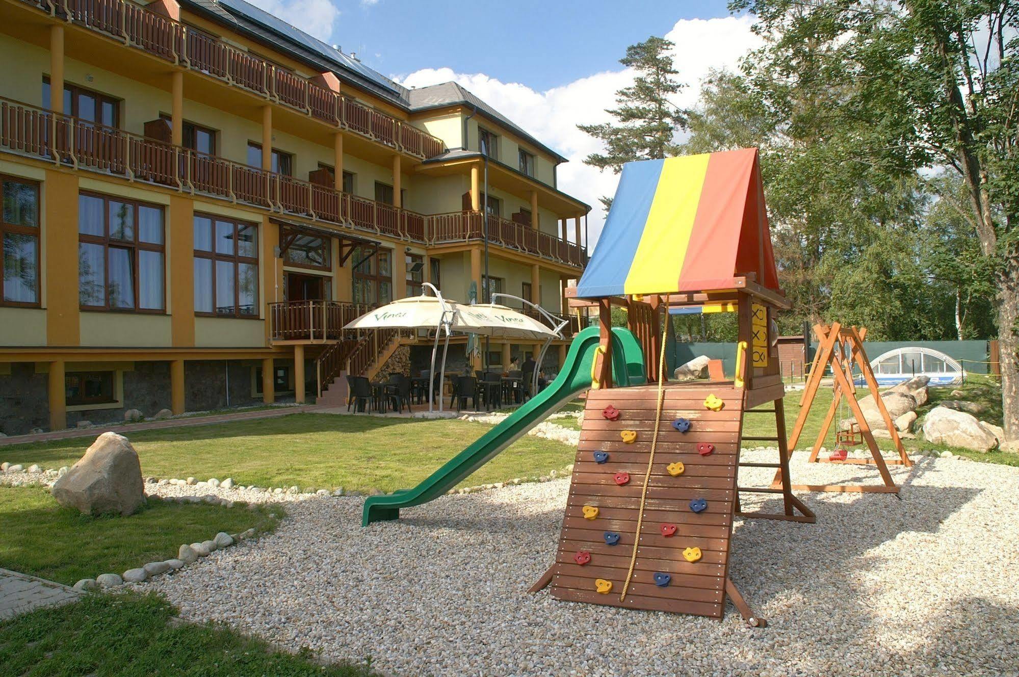Avalanche Szálloda Štôla